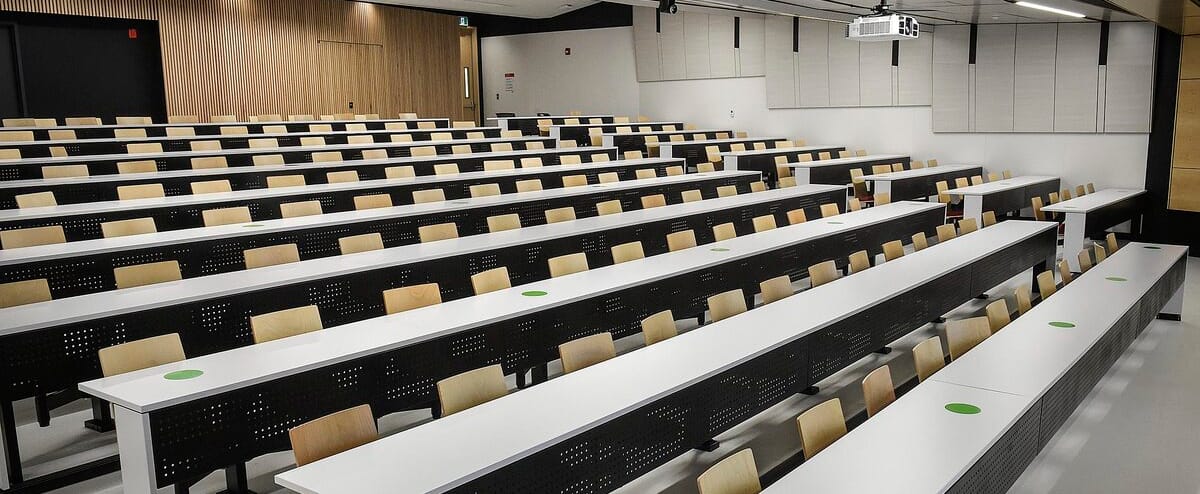 Students suffer in silence behind their screens 1