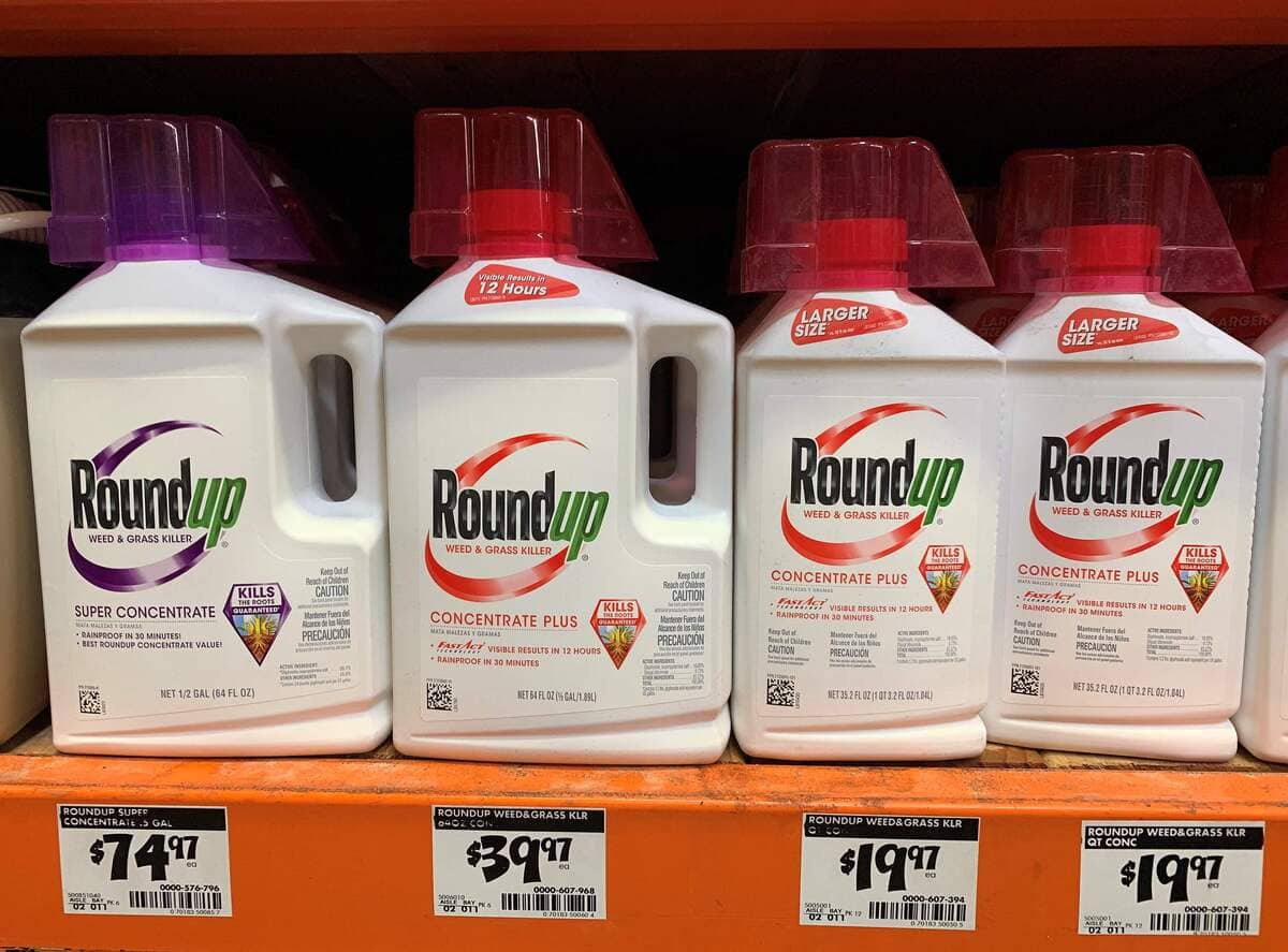 Roundup: Interdit sur votre pelouse mais permis dans les champs