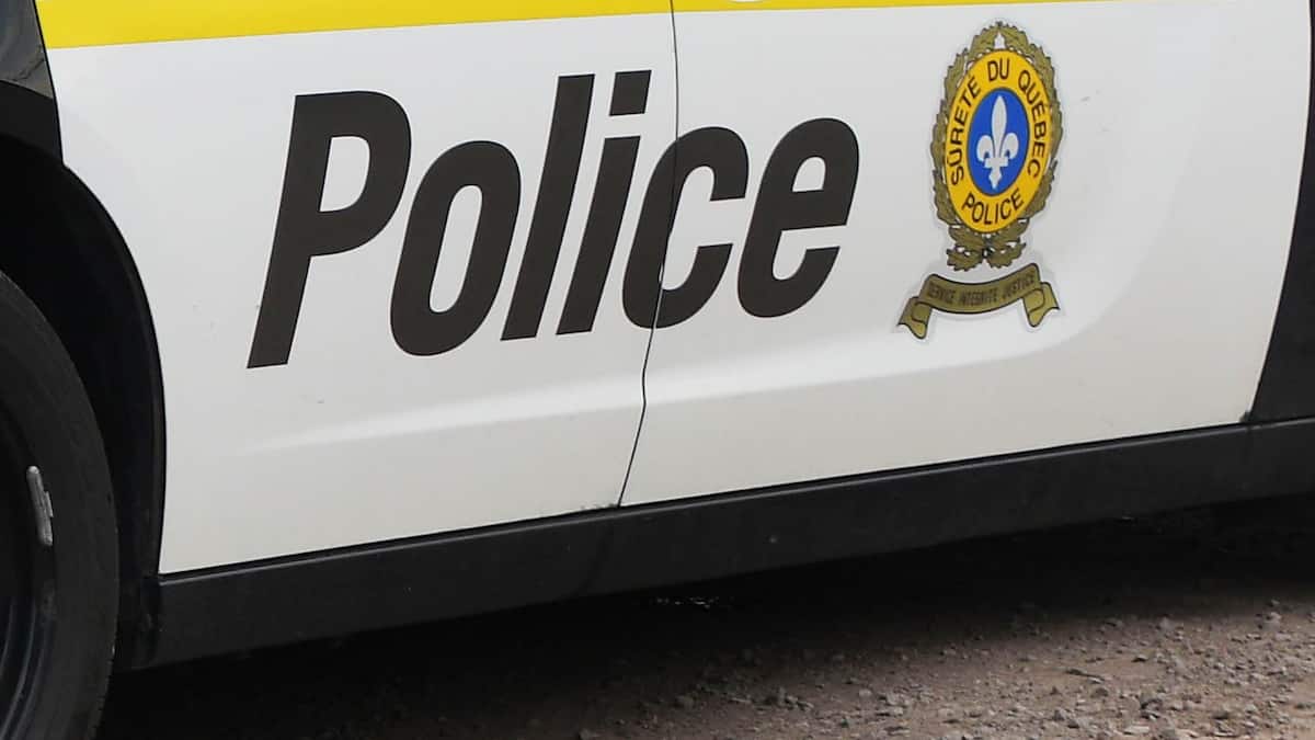 Bras-du-Nord valley: a man falls from several feet 1
