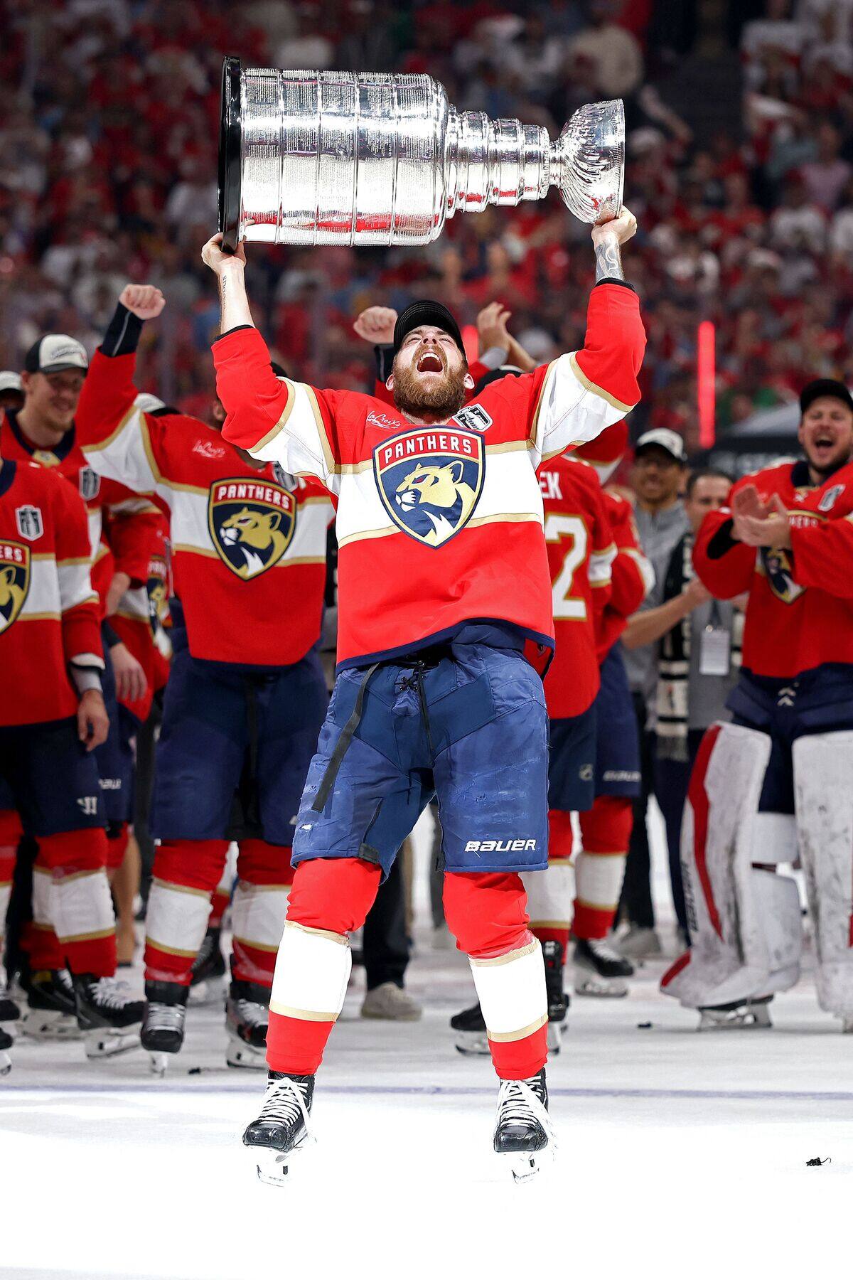La coupe Stanley d&eacute;barque &agrave; Joliette avec A.J. Greer!
