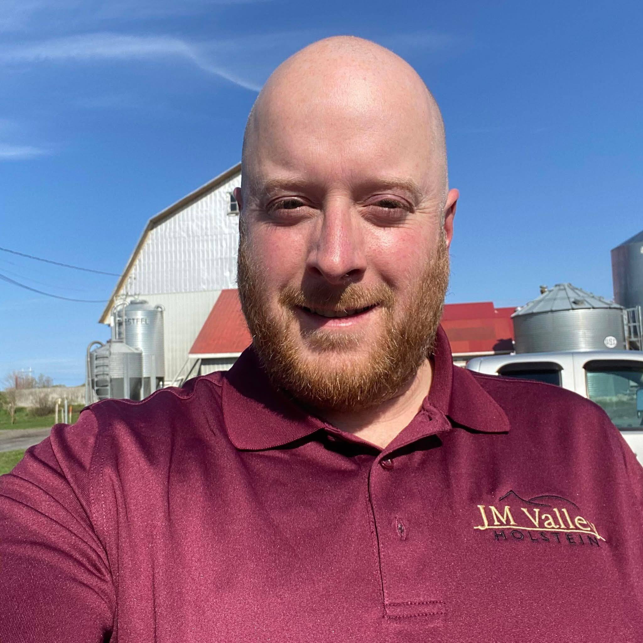 Accident de motoneige: un ex-candidat de &laquo;L&rsquo;amour est dans le pr&eacute;&raquo; perd la vie