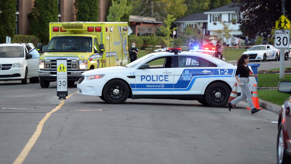 Une voiture heurte près d’une dizaine de personnes à la sortie d’un bureau de vote