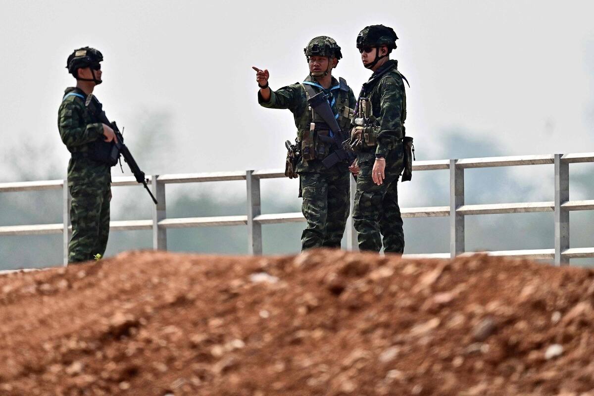 Burma: Fall of a key city on the Thai border deals a heavy blow to military rule