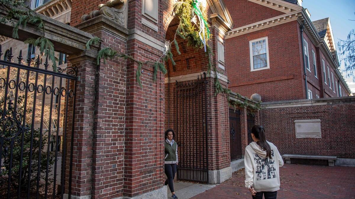 Harvard apologizes for having French book bound in human skin Harvard apologizes for having French book bound in human skin