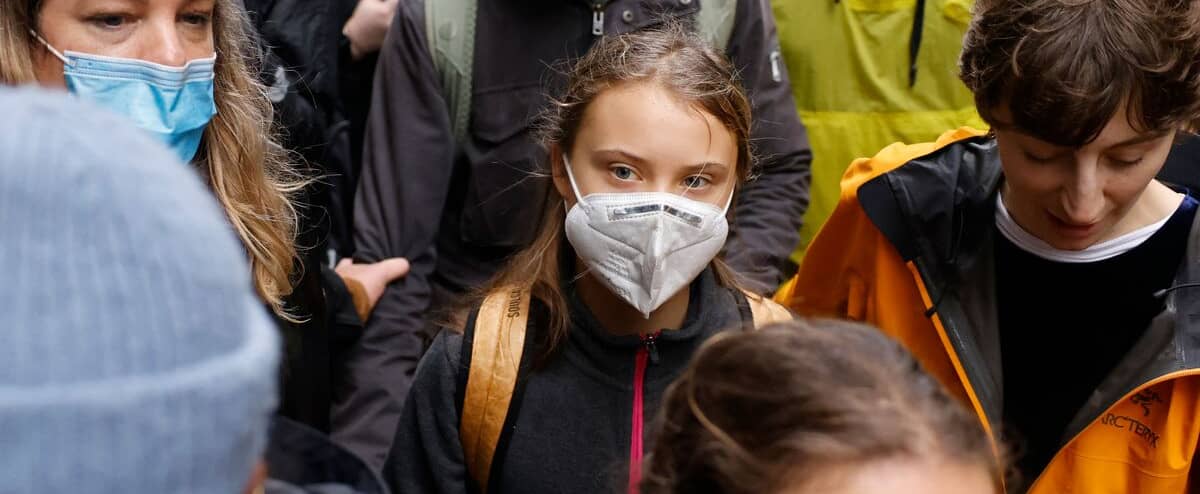 Antes da COP26, Greta Thunberg protestou em Londres contra bancos Antes da COP26, Greta Thunberg protestou em Londres contra bancos