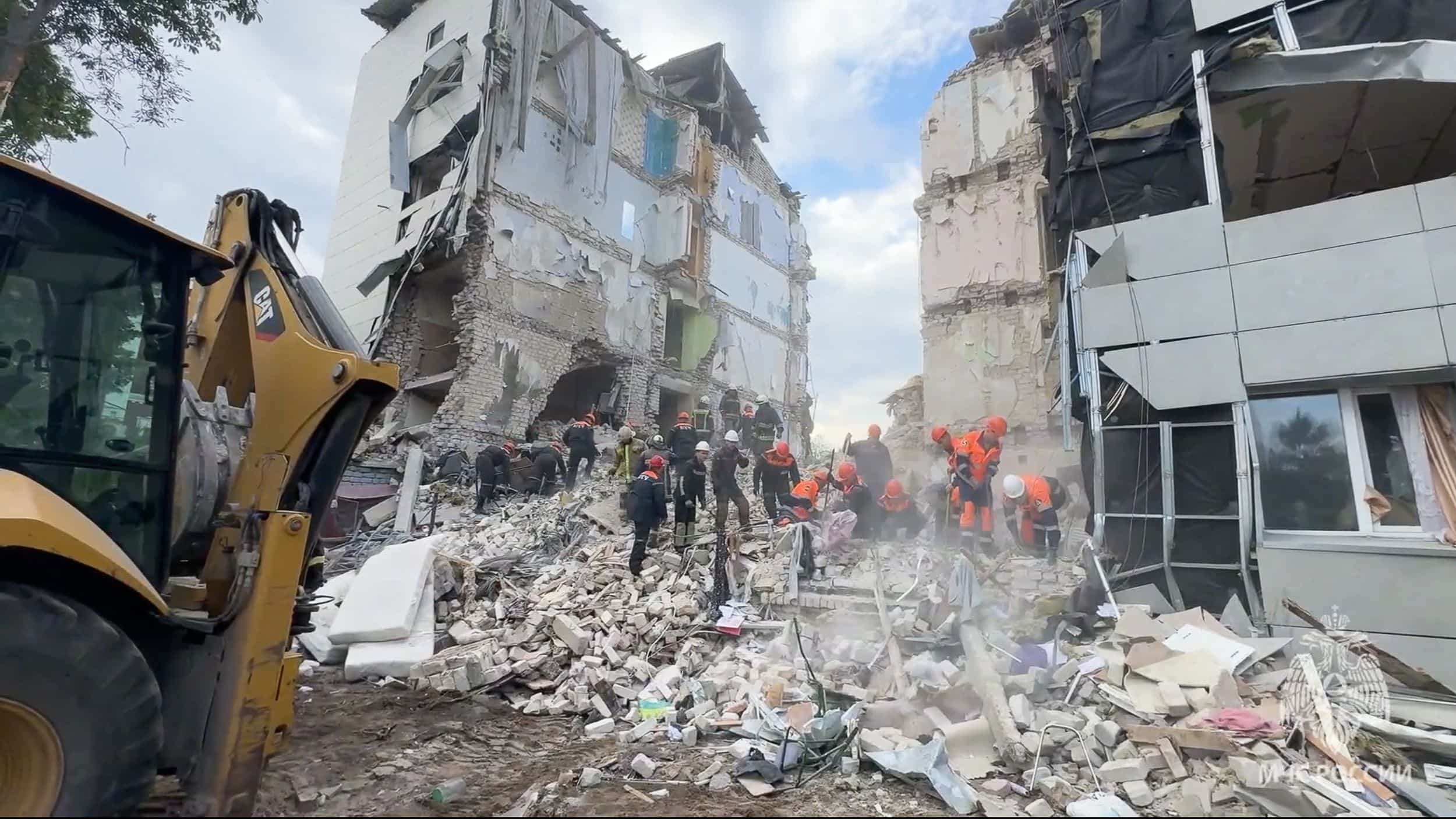 Ukraine: le bilan de la frappe sur un lycée en territoire occupé par Moscou monte à 10 morts