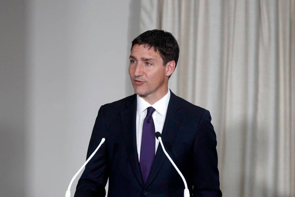 La popularit&eacute; de Justin Trudeau en chute libre