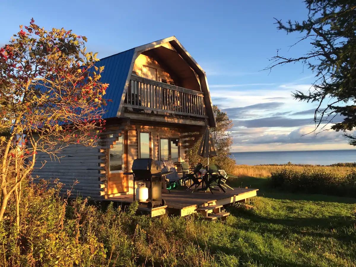 5 Airbnb à louer pour se tremper les pieds dans la baie des Chaleurs