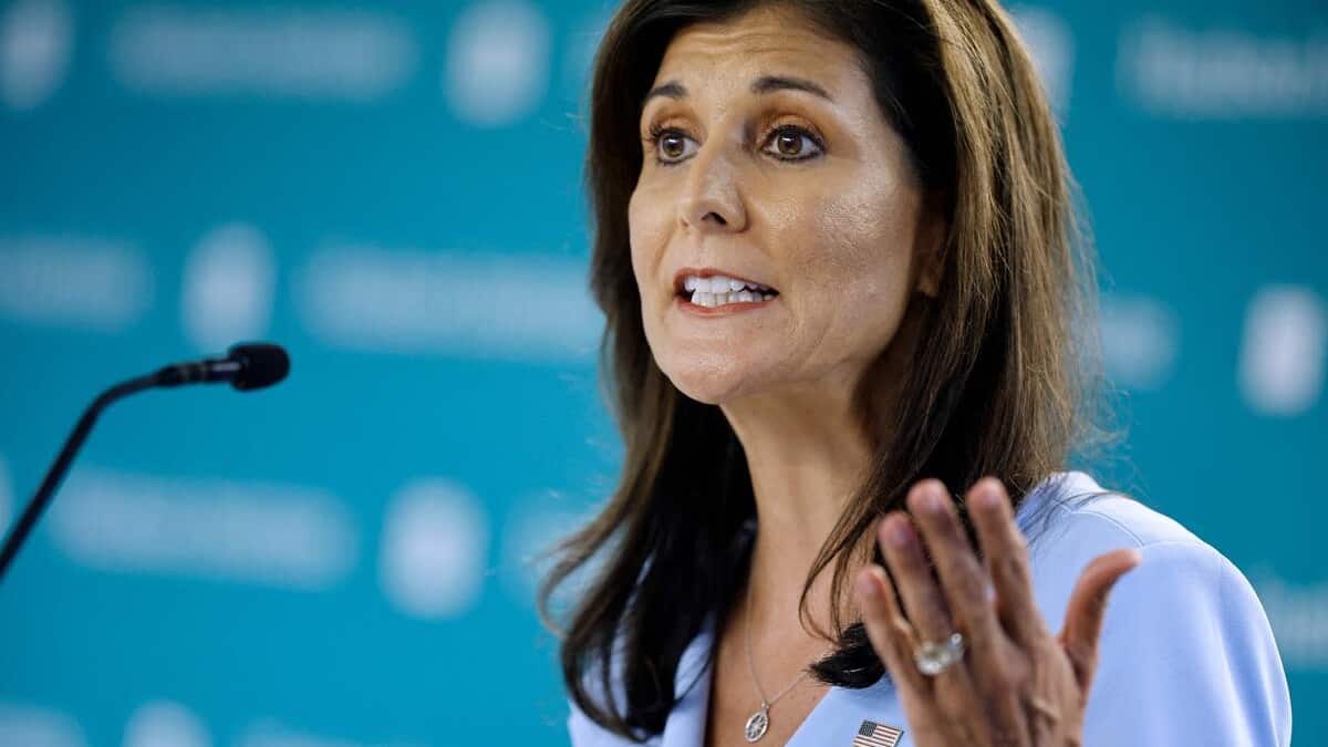 Guerre Israël-Hamas: Nikki Haley écrit «Achevez-les» sur un obus israélien