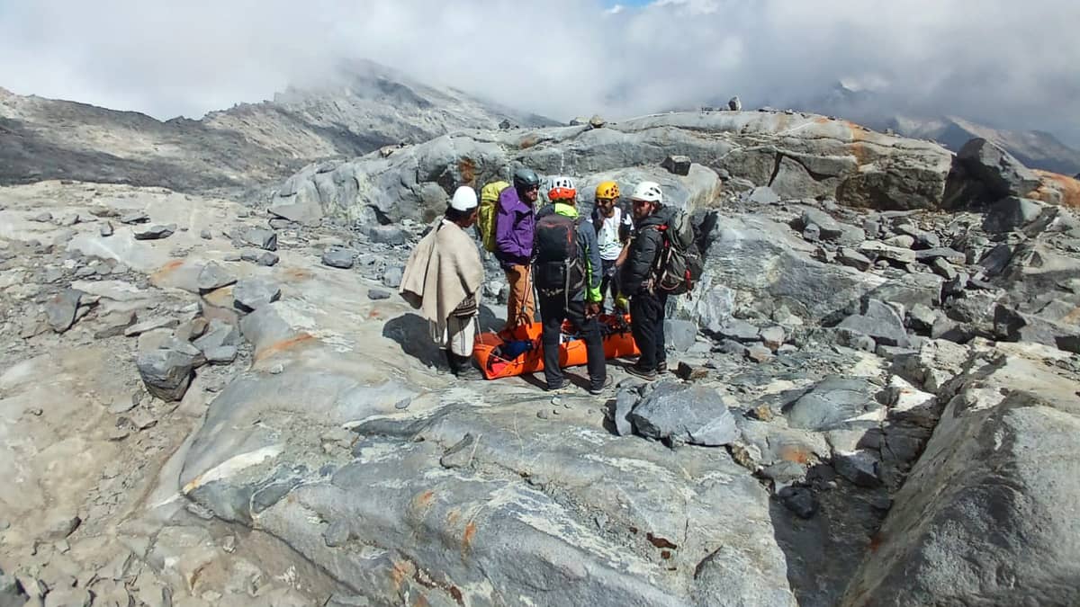 Colombia: The injured mountaineer and his guide stayed for five nights at 5,500 meters above sea level Colombia: The injured mountaineer and his guide stayed for five nights at 5,500 meters above sea level
