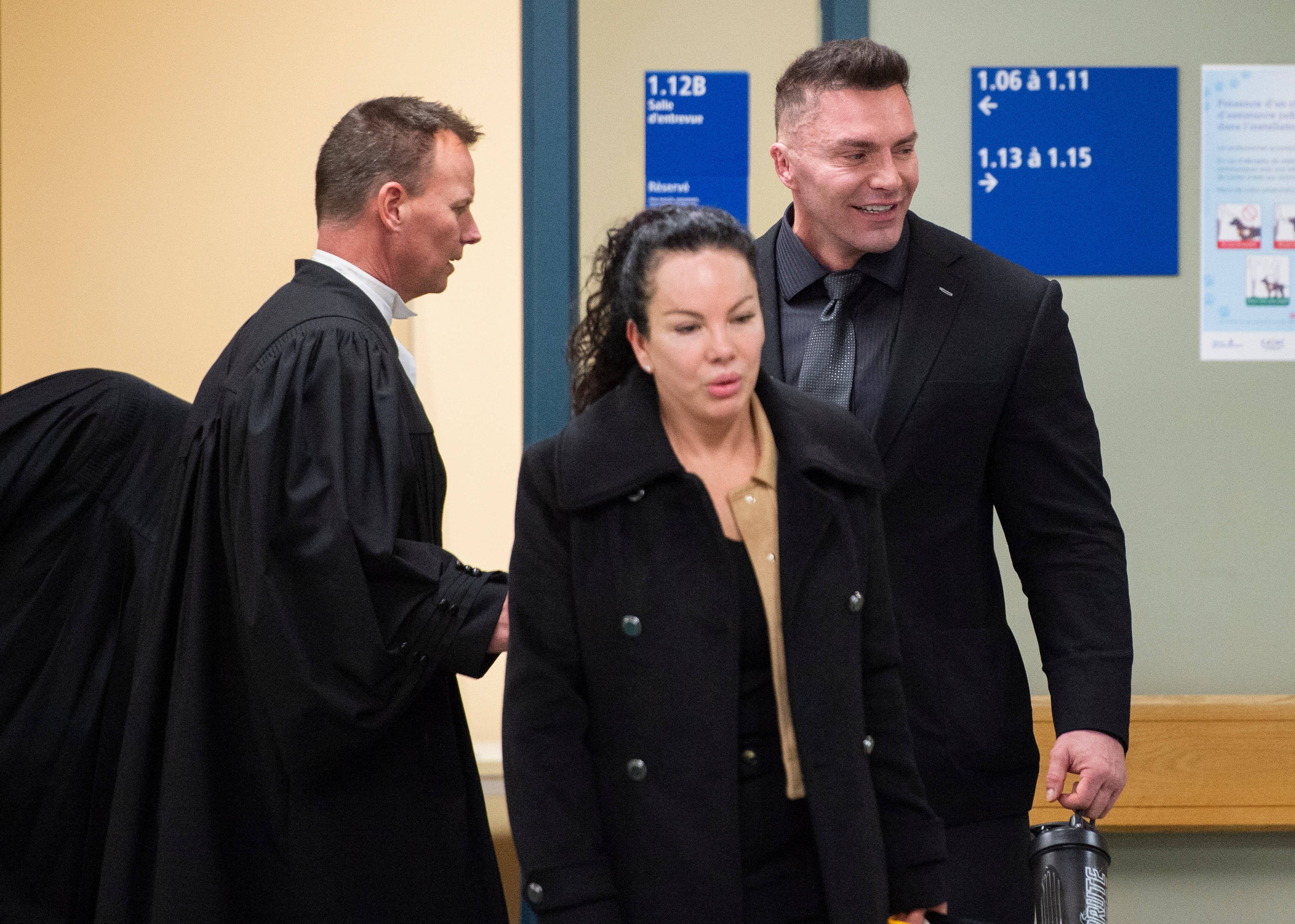 Ex-combattant UFC et sa conjointe accusés: une nébuleuse invasion à  domicile en 2022 à Laval aurait viré en meurtre | JDQ