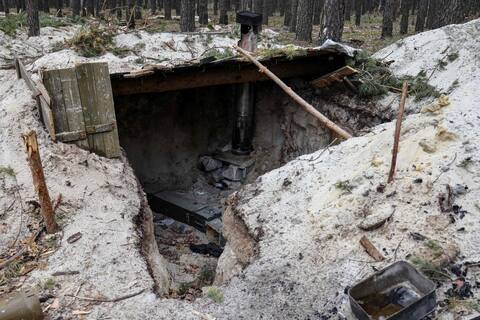 En un bosque cerca de Kiev, un campamento secreto de mil soldados rusos