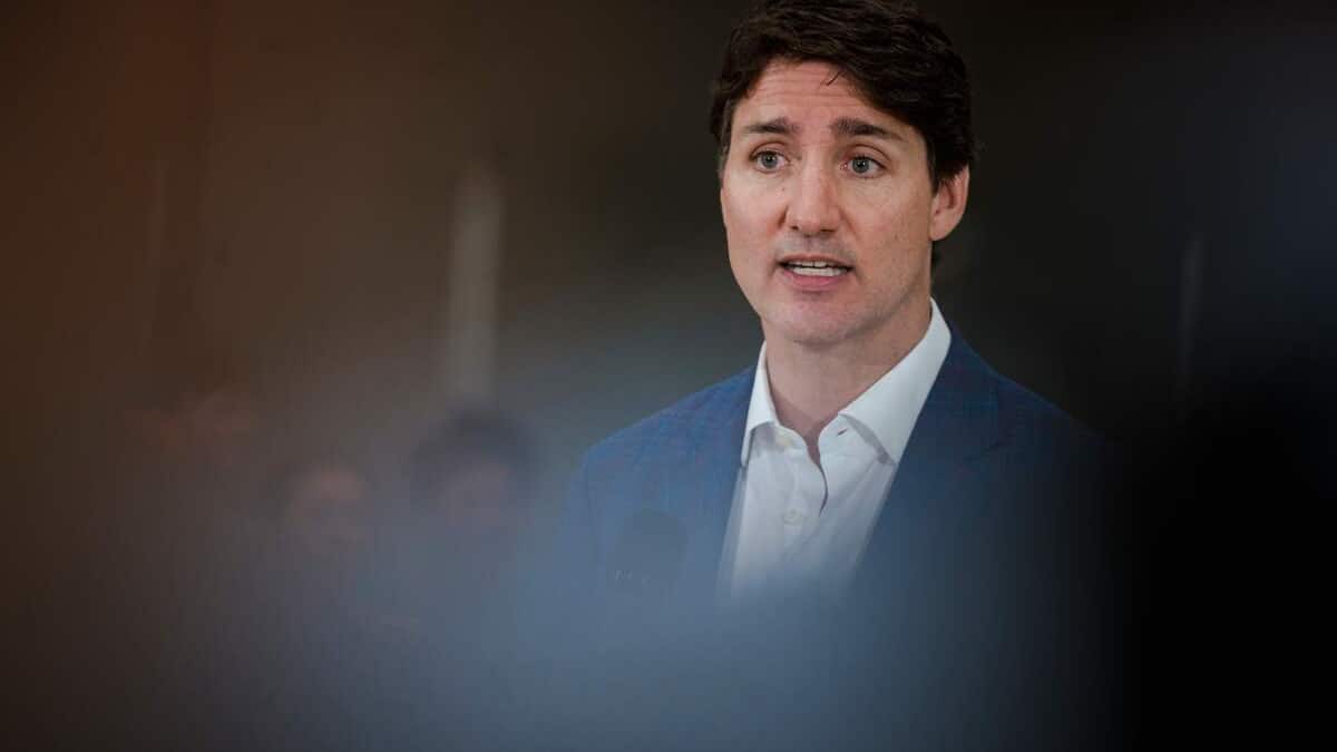 Menaces de mort envers Justin Trudeau sur le web: deux hommes accusés au criminel