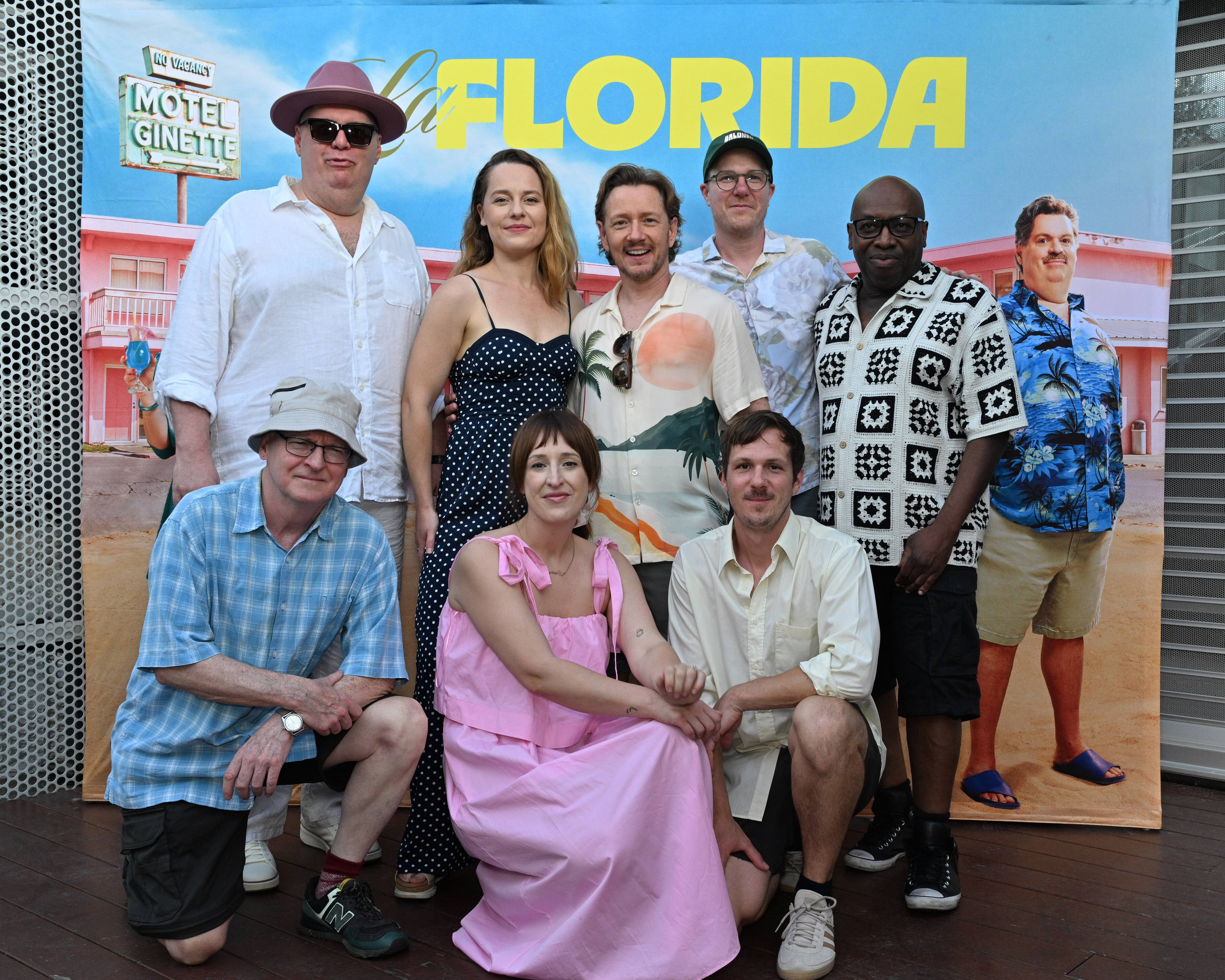 [PHOTOS] Voyez toutes les vedettes qui ont foulé le tapis rouge de la première de la pièce de théâtre «La Florida»