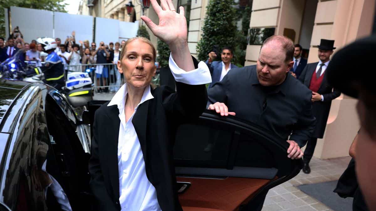 Ce n’est «pas un hasard» si Céline Dion se trouve en ce moment à Paris, confirme la ministre française des Sports