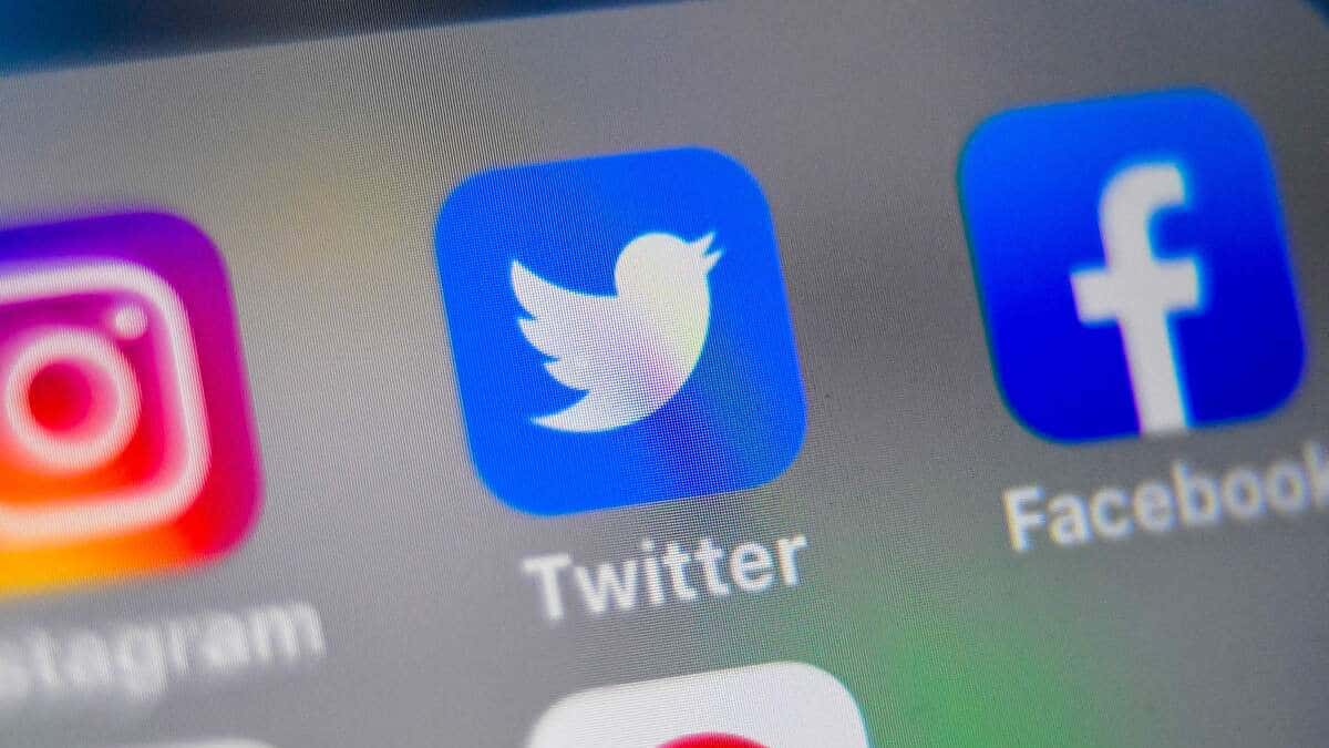 Facebook and Twitter, lose-lose in the fight against disinformation 1