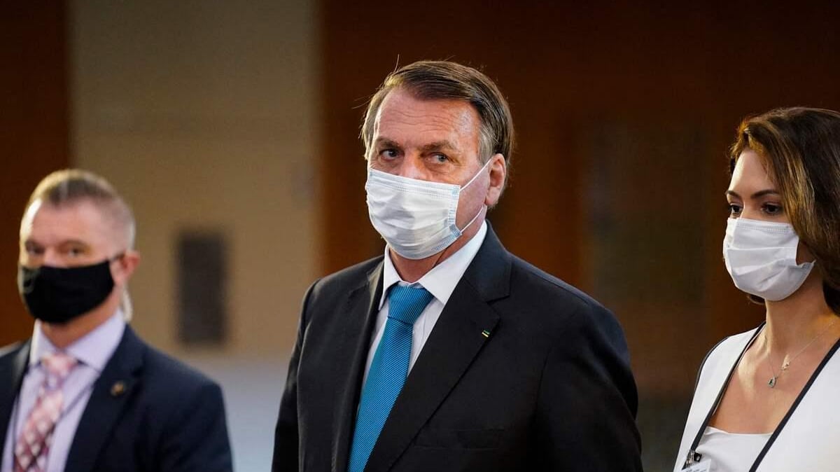 Bolsonaro dit être pour la vaccination mais contre un passeport sanitaire