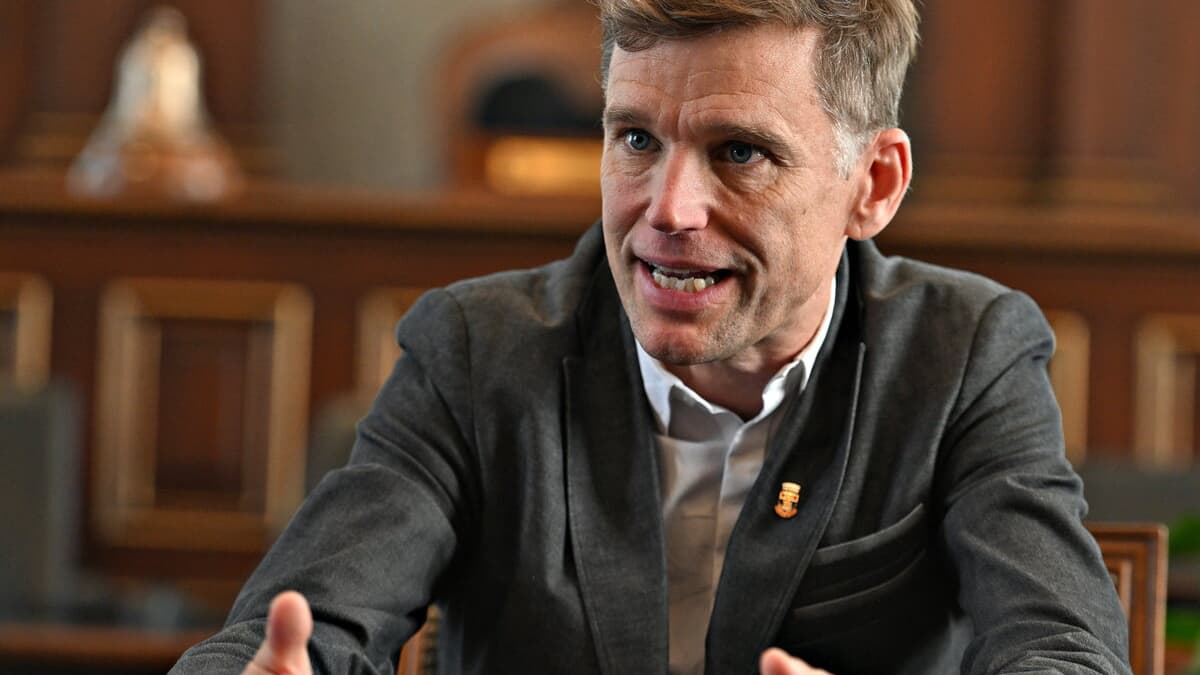 Avec le tramway, le maire Bruno Marchand veut faire la «guerre à la congestion»