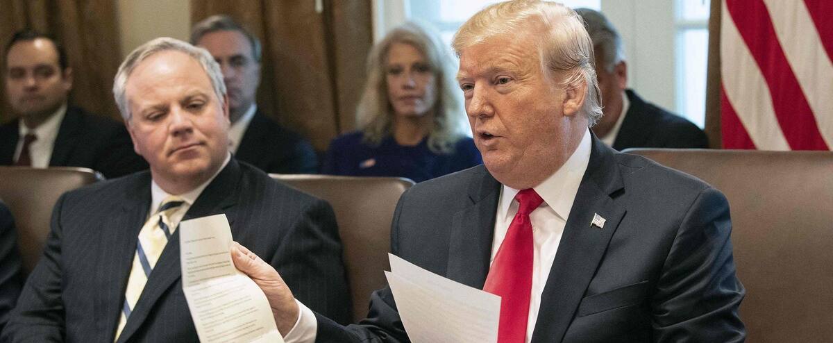 Donald Trump accusé d'avoir négligé ses documents officiels