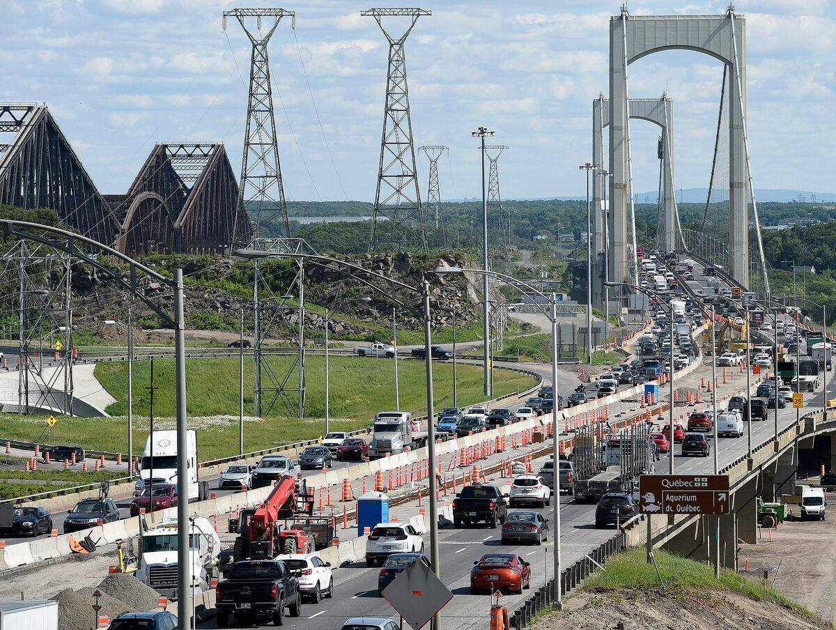 Travaux: une attente beaucoup plus longue pour traverser le pont Laporte |  JDQ