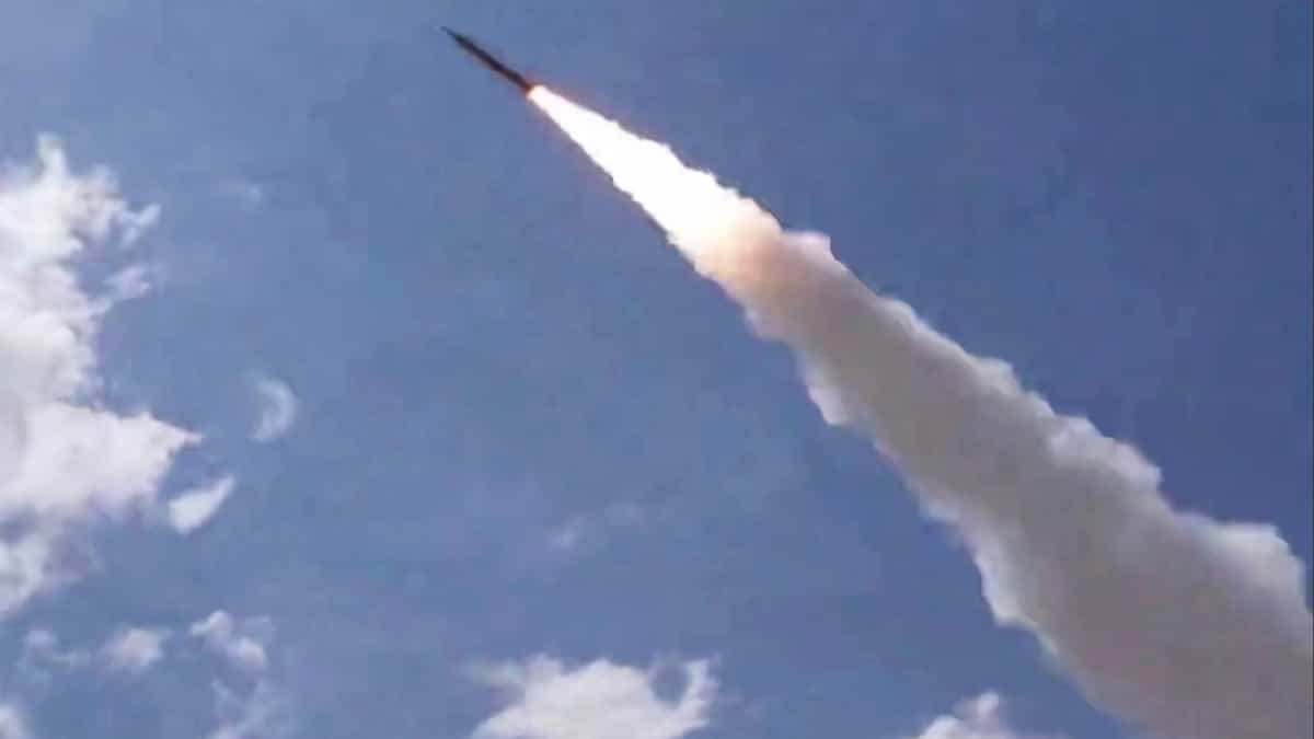 Tehran threatens a “total offensive”, Washington continues its strikes Tehran threatens a “total offensive”, Washington continues its strikes