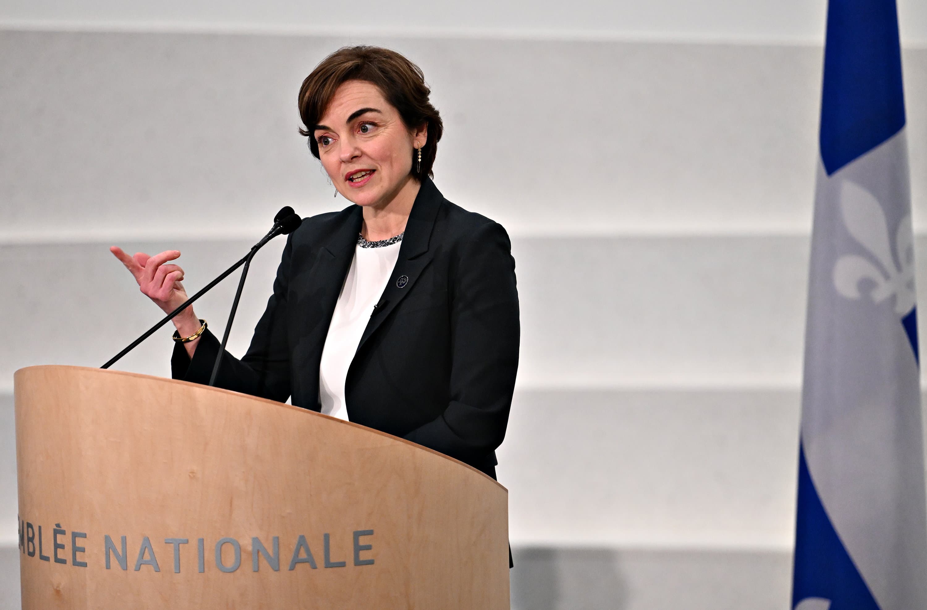 Gouverner ou gérer? Le dilemme de Christine Fréchette