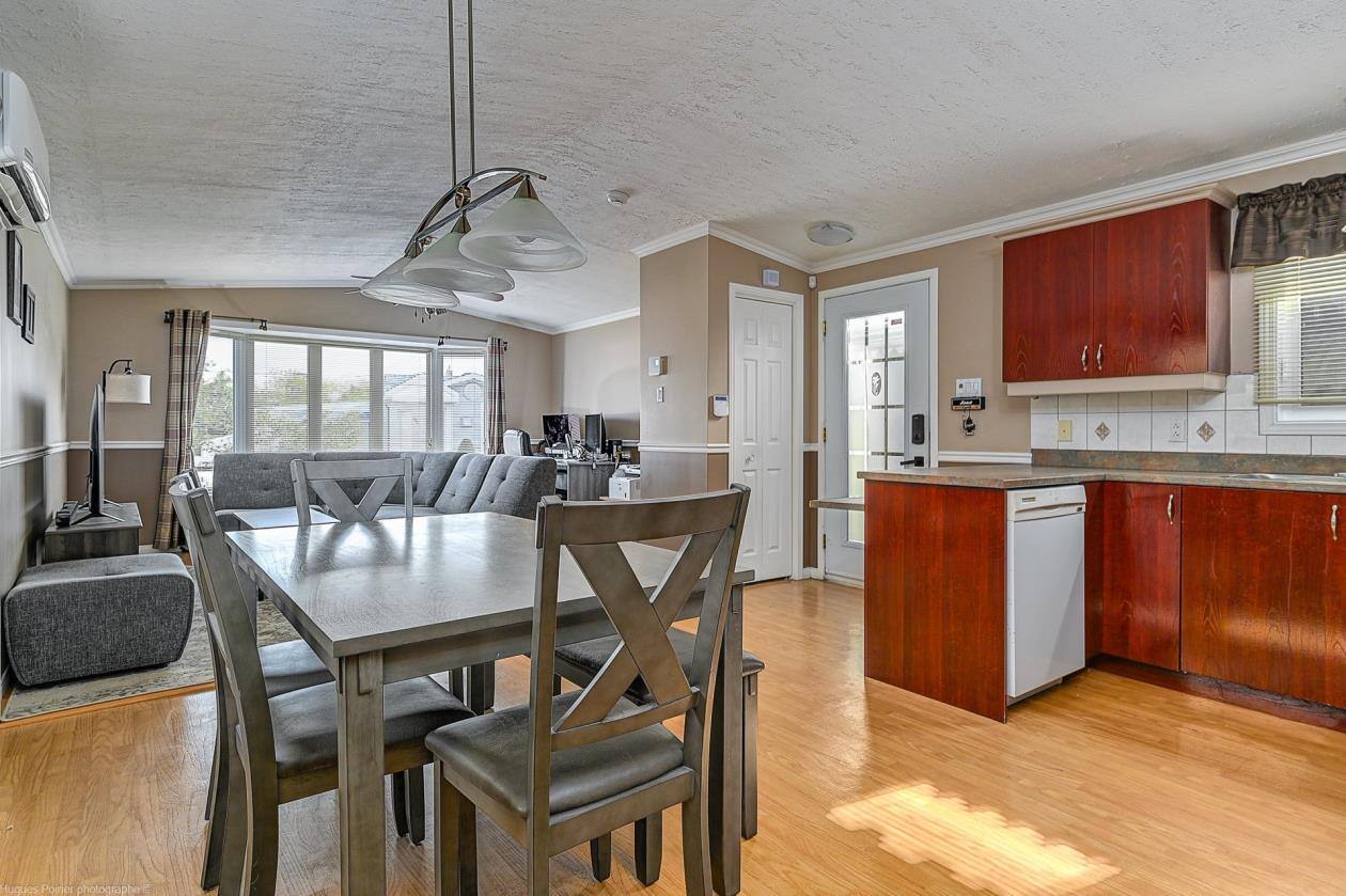 10 propriétés que vous pouvez acheter pour 275 000 (ou moins) à Laval