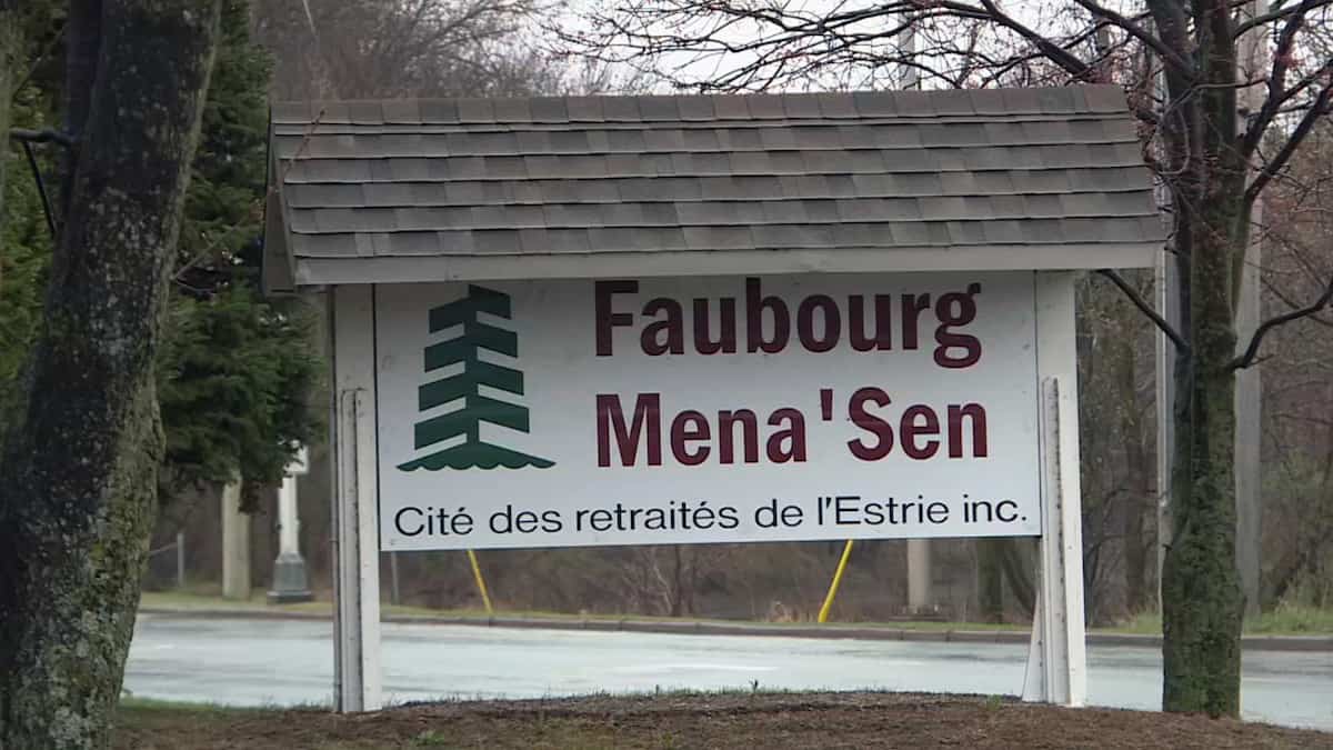 Vente du Faubourg Mena’sen: Legault réclame une enquête