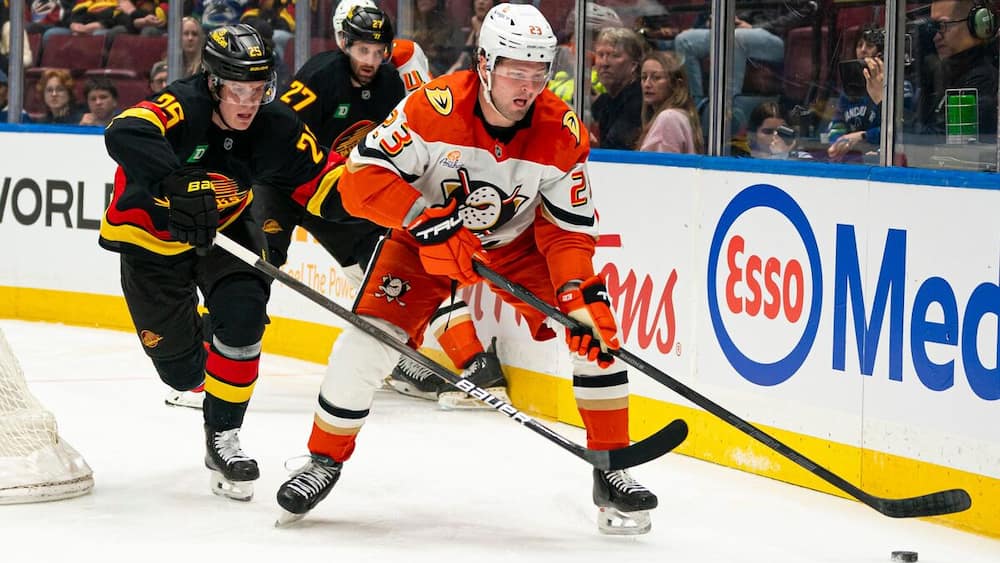 Le dossier Mason McTavish pourrait trainer jusque durant la saison