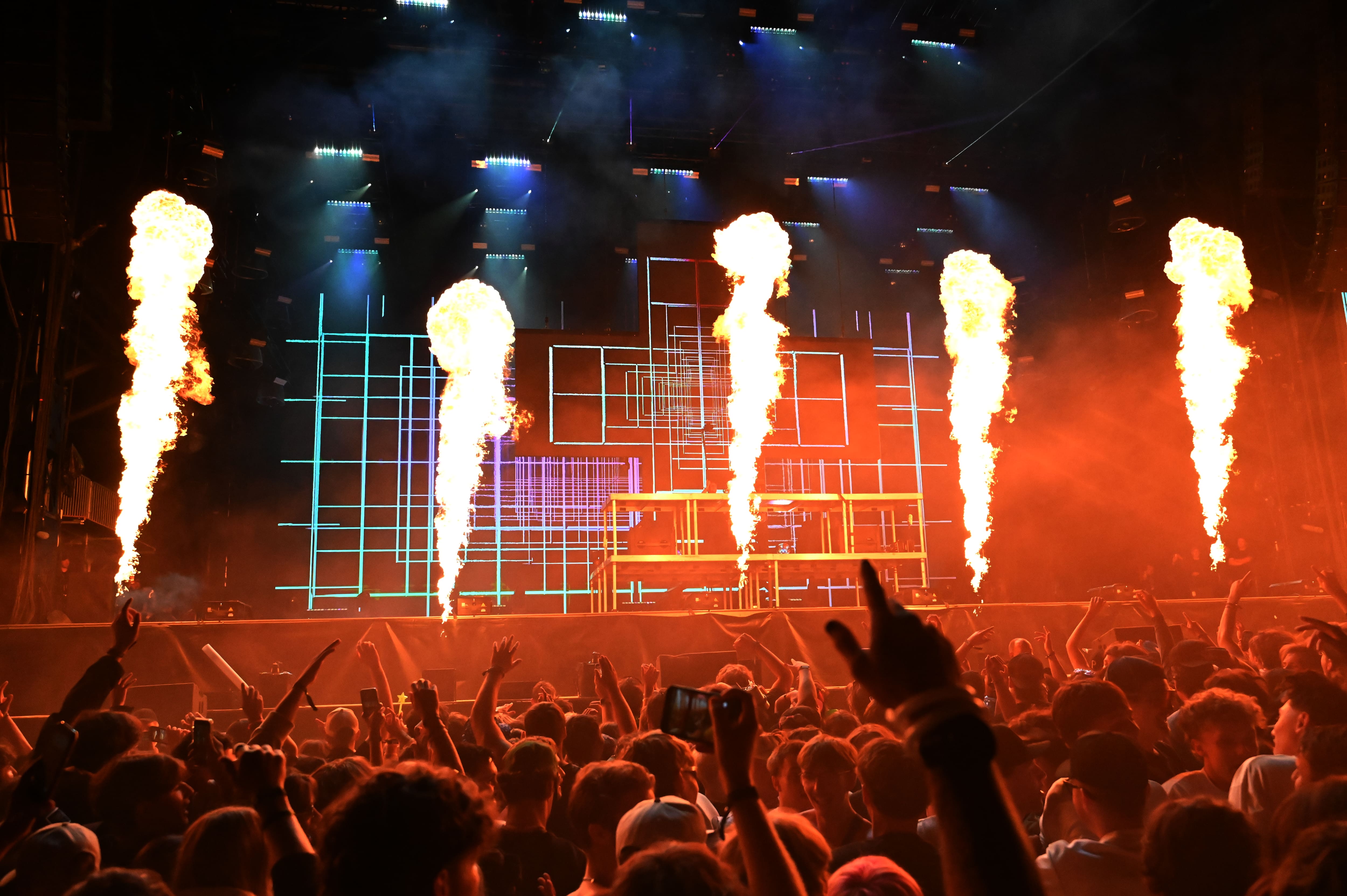Martin Garrix fait trembler les plaines : voici nos impressions sur la soirée techno du Festival d’été de Québec