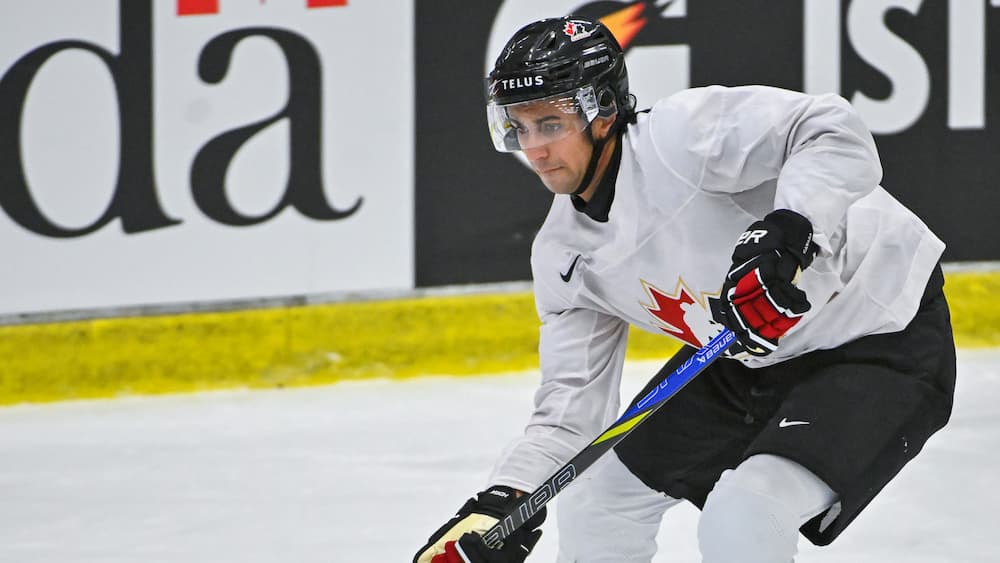 Équipe Canada junior: Michael Hage au centre du trio de Gavin McKenna à l'entrainement