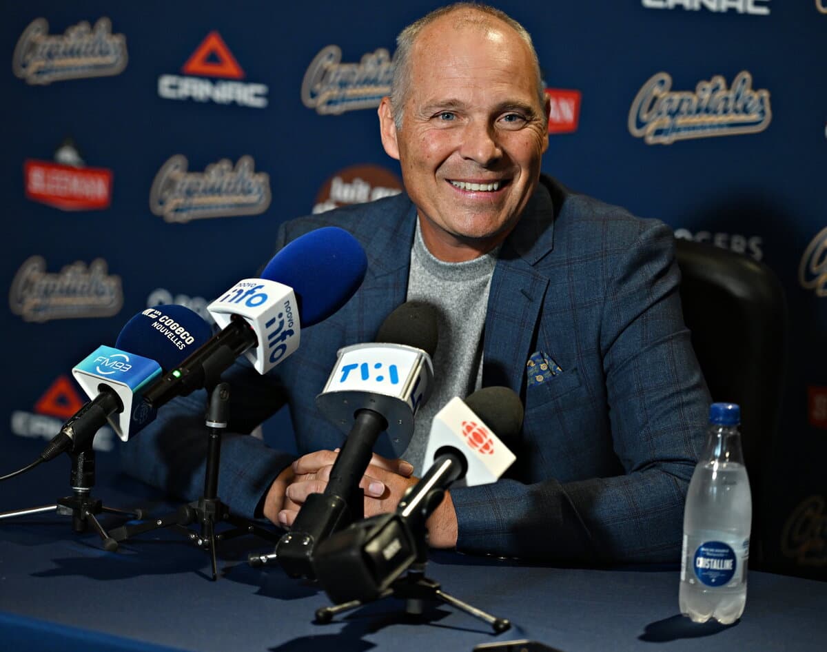 Ancien joueur, gérant et président: les Capitales retireront le chandail de Michel Laplante