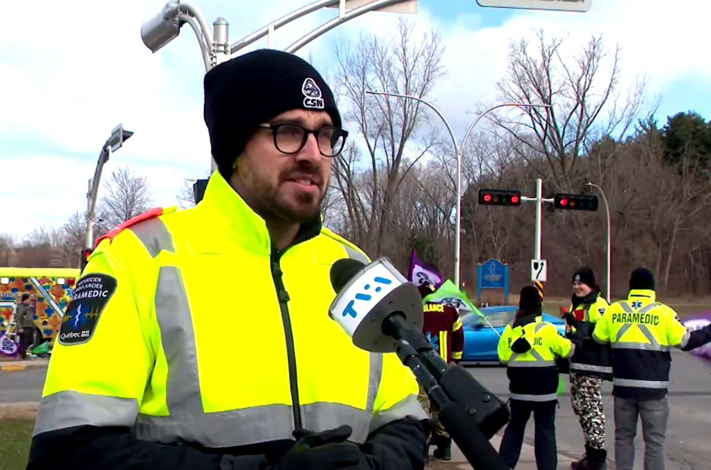 Manifestation des ambulanciers &agrave; Trois-Rivi&egrave;res