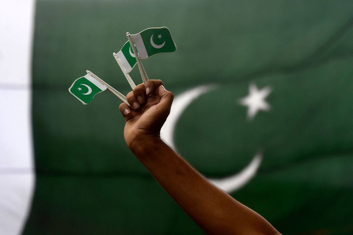 la-marcia-per-la-giornata-internazionale-della-donna-vietata-in-pakistan