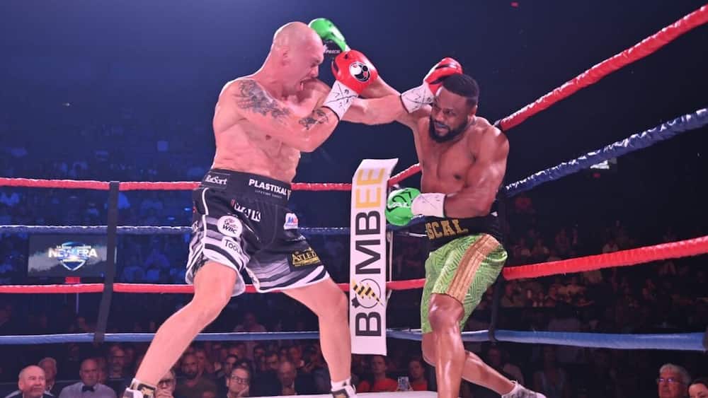 «Toute bonne chose a une fin» : Jean Pascal s'incline par abandon de son coin