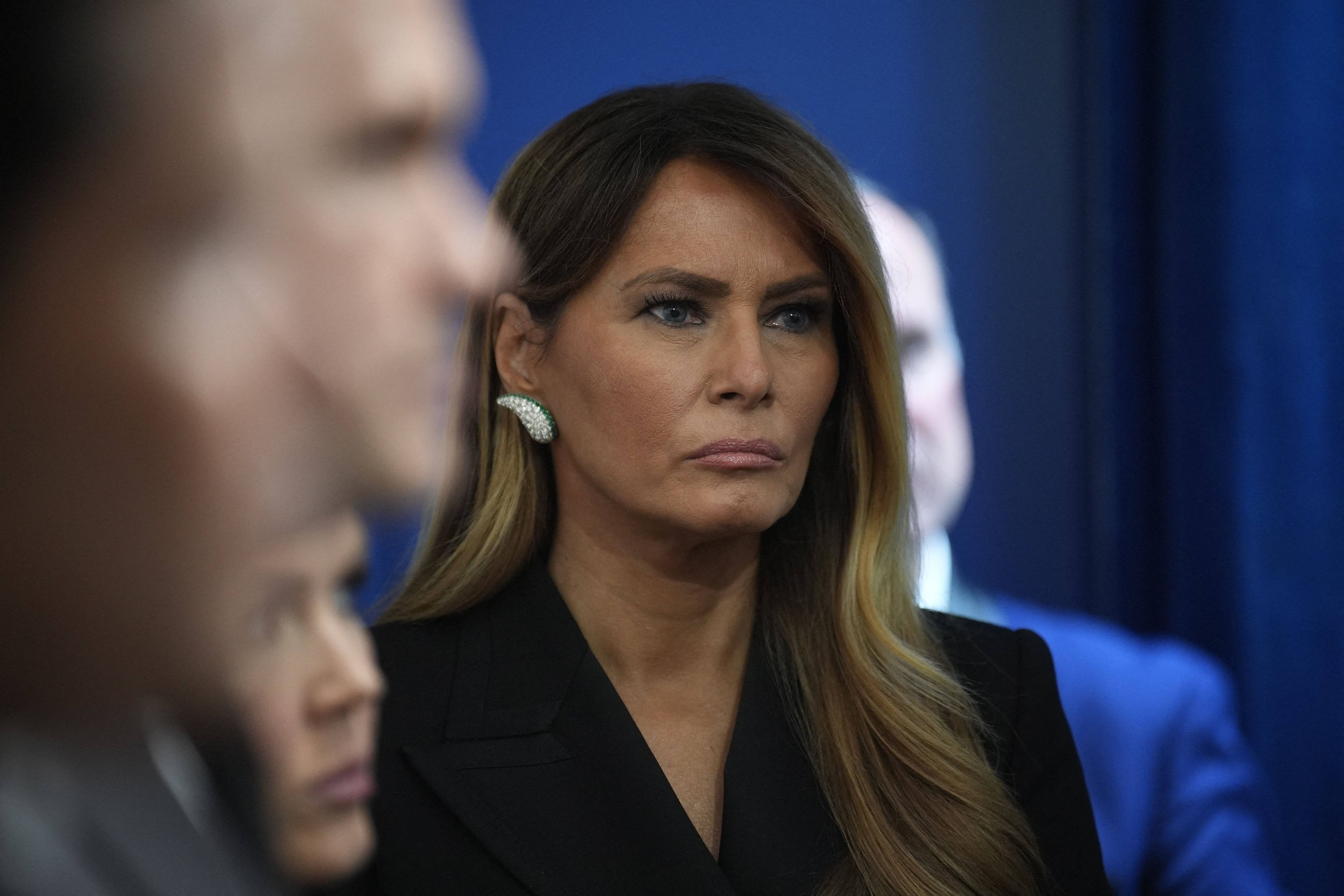 «Un lâche»: Melania Trump fustige Jimmy Kimmel pour son «souper des correspondants alternatif»