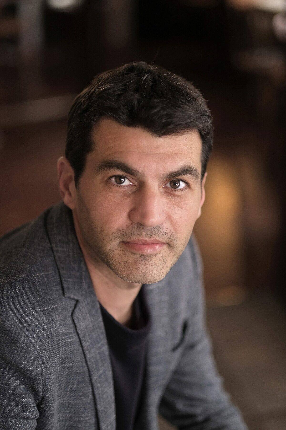 Le survivalisme dans les Pyrénées: le romancier Valentin Musso plonge dans un monde de peur et de paranoïa, dans son nouveau suspense «Voici demain»