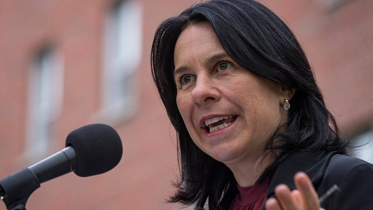 Élections municipales: les élus doivent être «exemplaires», estime Plante