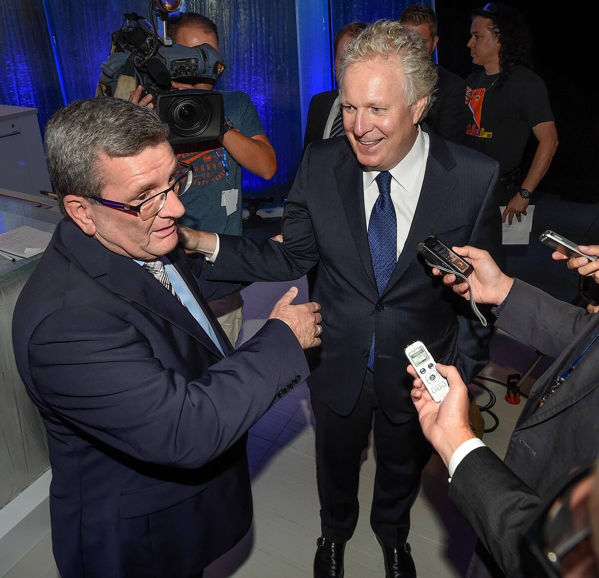 «Très fier» du Centre Vidéotron, Jean Charest a toujours été «agacé ...