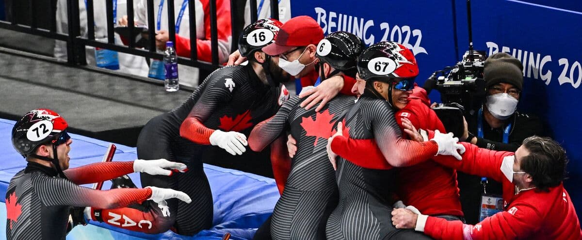Le Canada 1er au 5000 m: une fin de carrière olympique en or pour Charles Hamelin