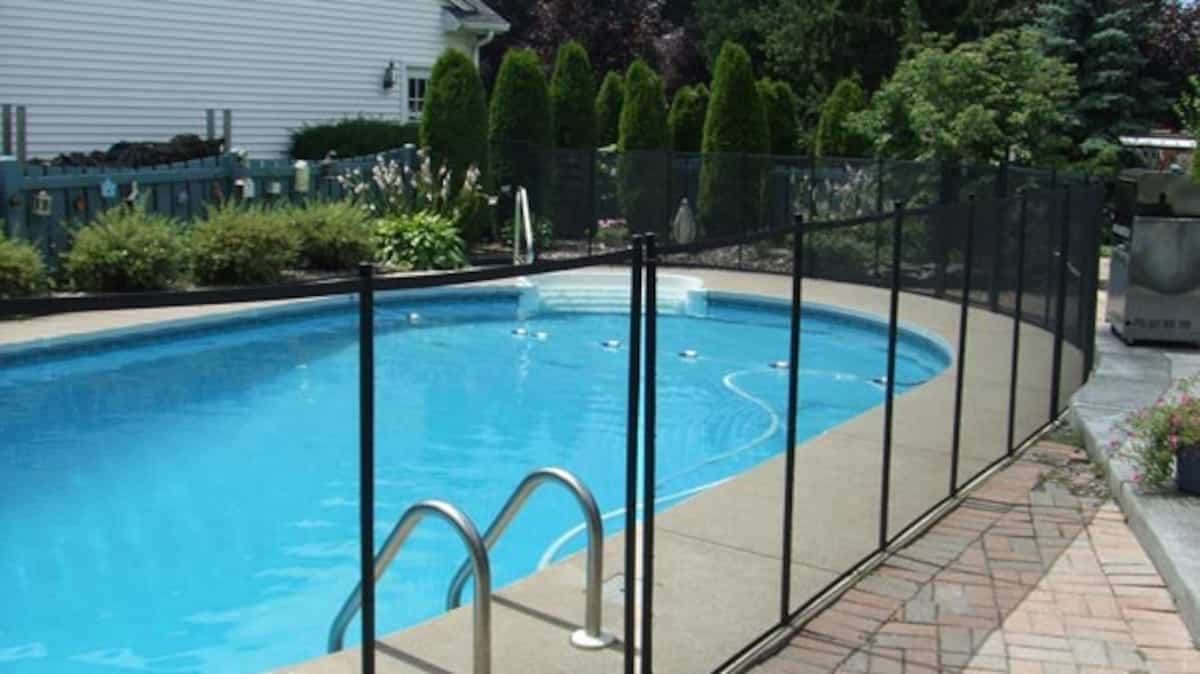 Ces couleurs de maillot de bain pour enfant pourraient éviter une noyade