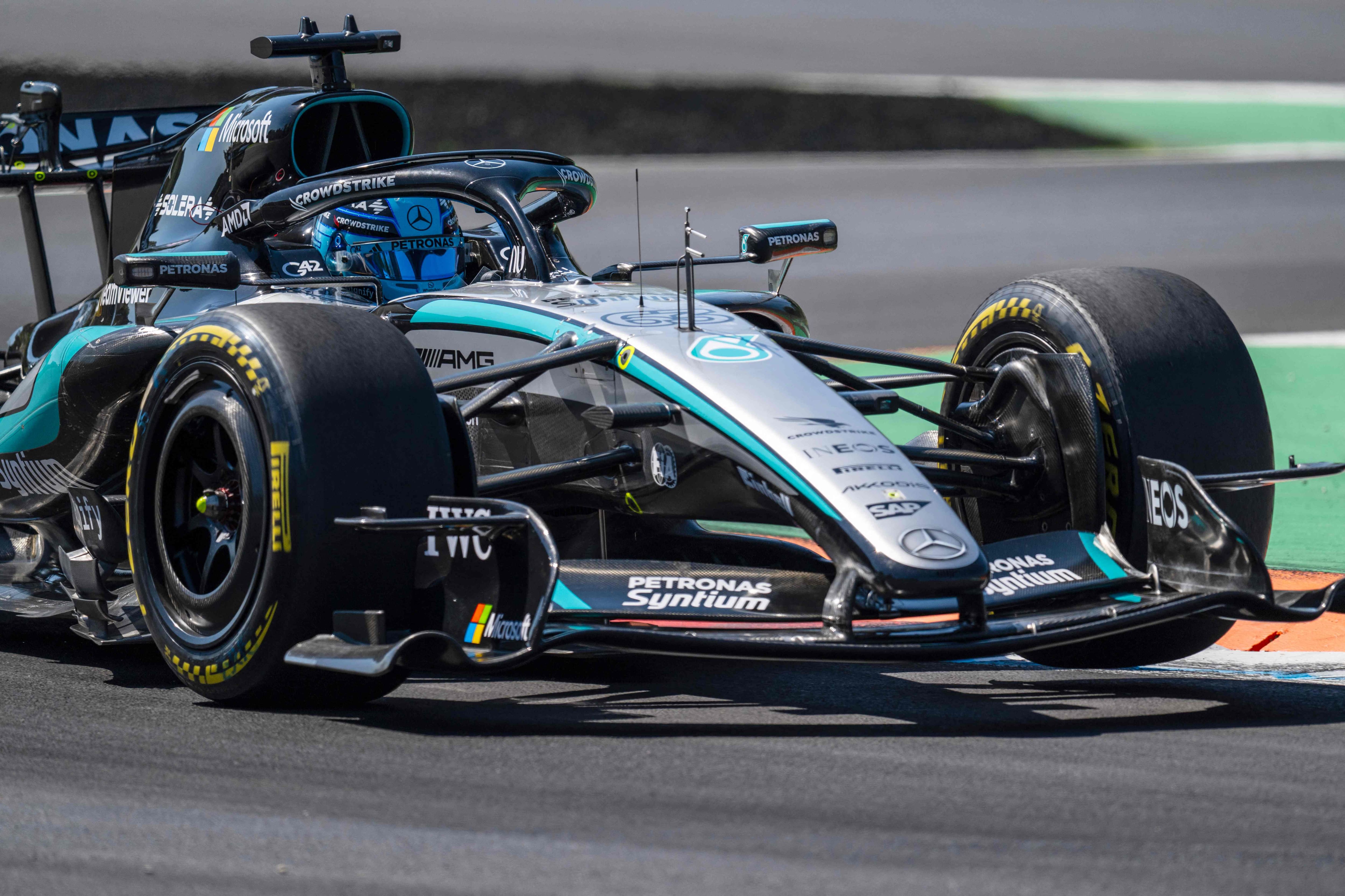 George Russell devance Charles Leclerc lors des essais du Grand Prix d'Italie