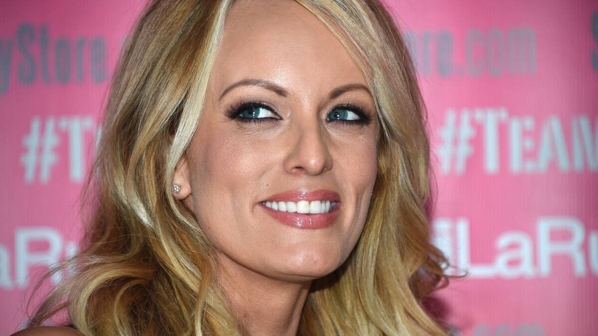 Stormy Daniels devrait témoigner aujourd’hui au procès de Donald Trump