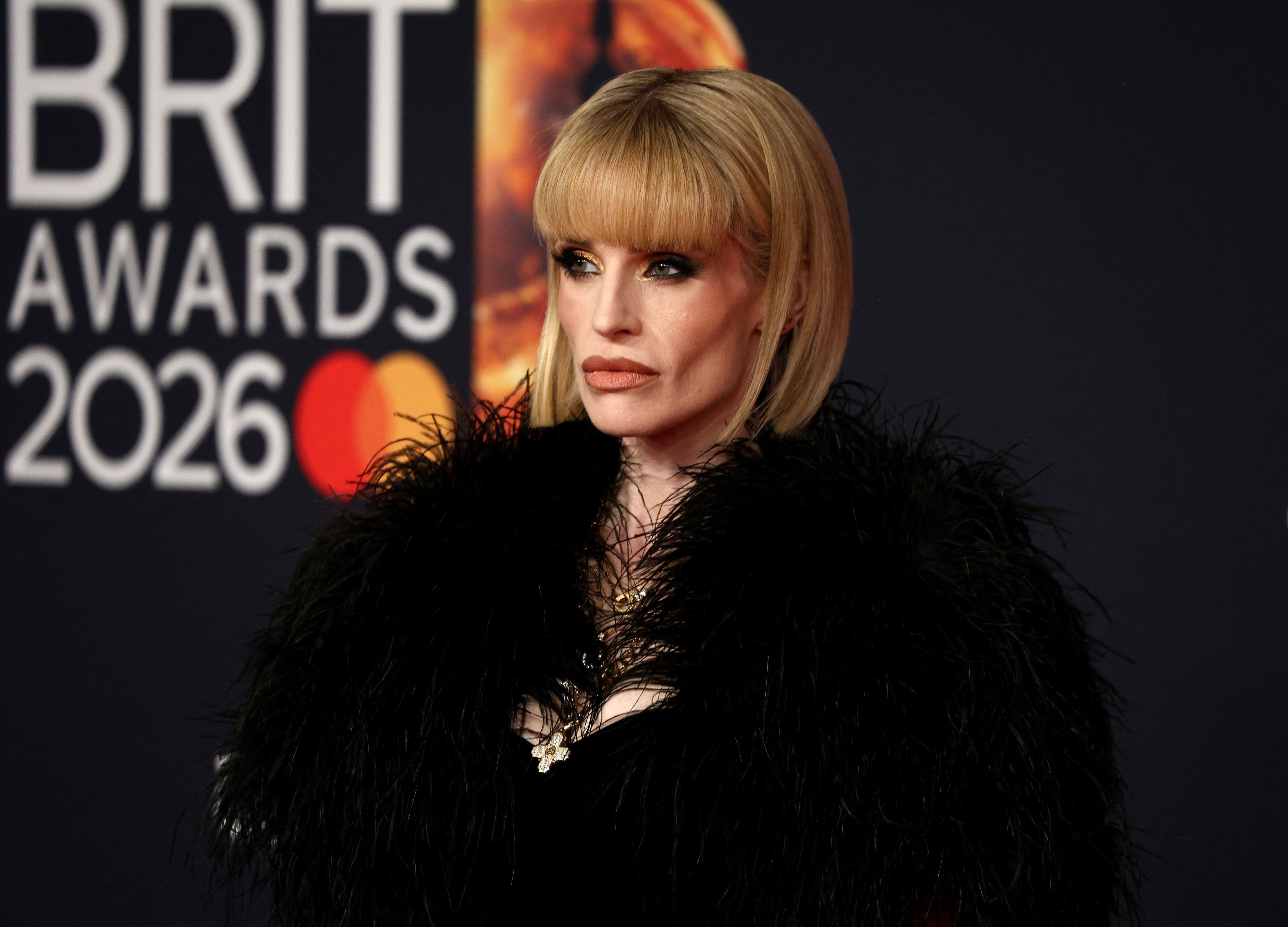 Kelly Osbourne reconnaît s'être remise à boire après le décès d'Ozzy Osbourne