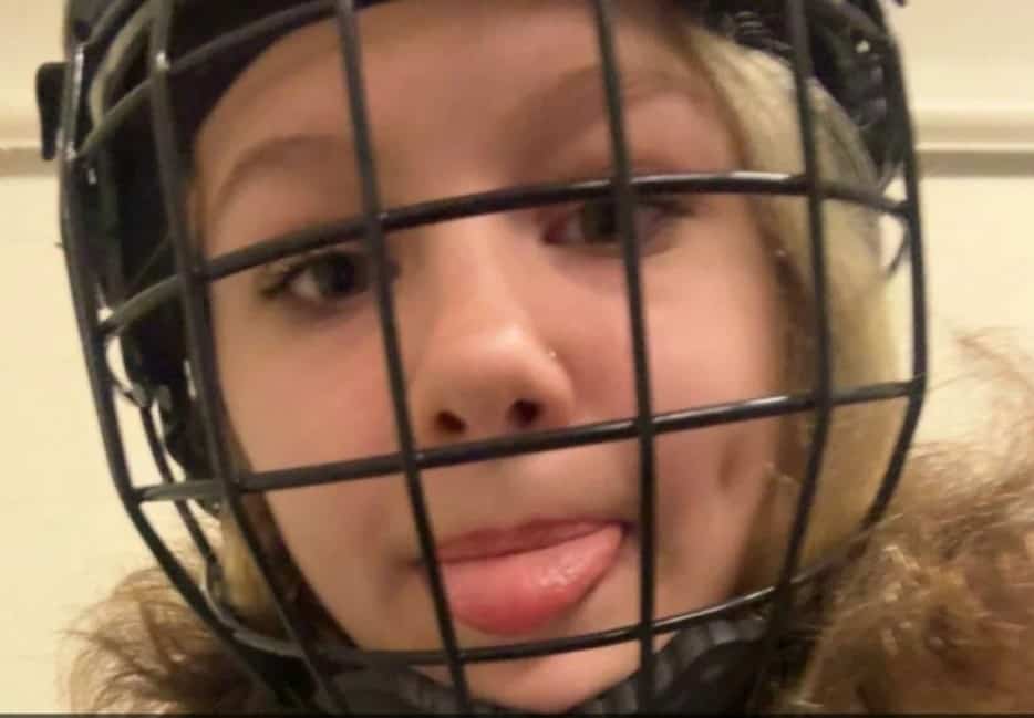 &laquo;Maya a ouvert l&rsquo;&oelig;il droit&raquo;: l'espoir rena&icirc;t pour une survivante de la tuerie de Tumbler Ridge