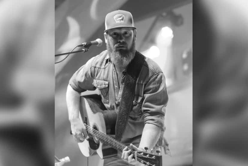 country-singer-dies-hours-after-wedding-archyde