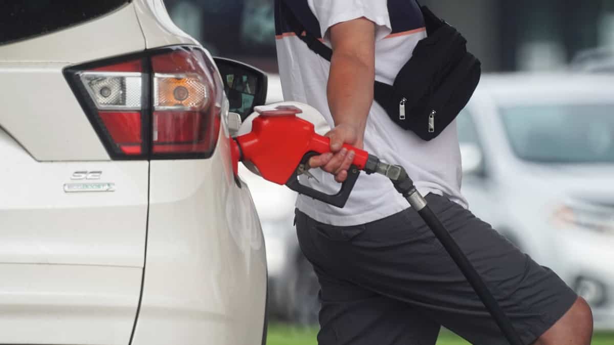 Après 28 ans, le prix plancher sur l’essence est aboli au Québec