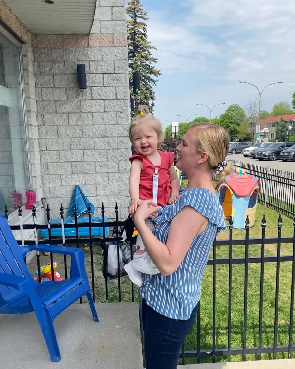 Sa fille la reconnaît à la télé