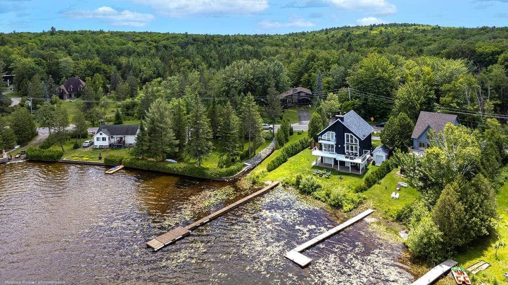 Une maison «farmhouse» à 1 249 900$