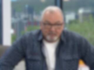 Gildor Roy offre une entrevue hilarante à Gino